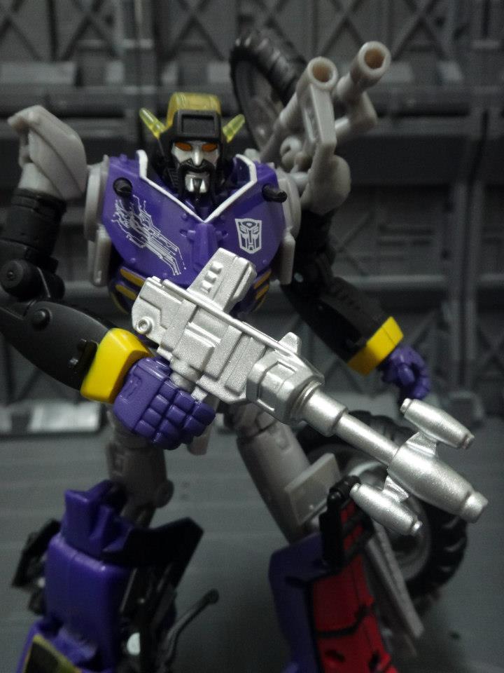 bonbonwatch opposum【希少】 Maiden Japan Junkticon Blasters - New Images Show Armed Up